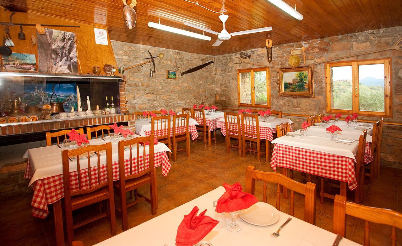 Masia Massanes Guest House Tiurana Екстериор снимка